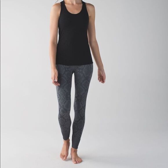 Lululemon Snake Print Ebb To Street Leggings Athleisure Athletic Gym Workout - Picture 1 of 15